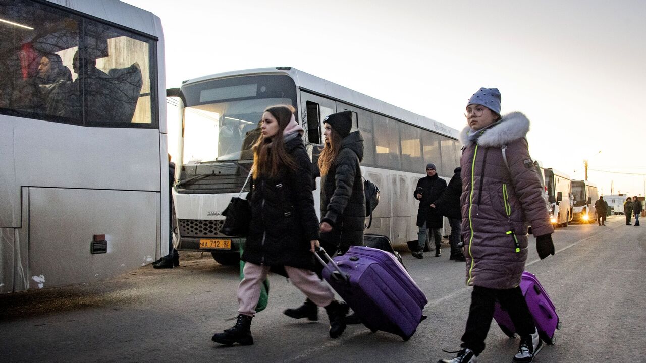 «На своей земле так не сражаются!» Что ждет беженцев с Украины в Крыму -  13.07.2022 Украина.ру