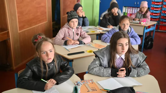 Дети — заложники национализма. С чем столкнутся украинские школьники в новом учебном году