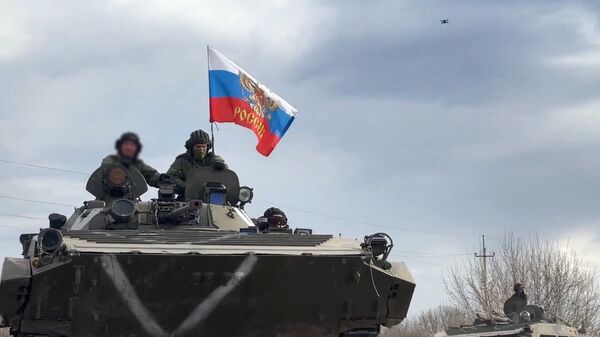 Продвижение колонн российской армии на освобождённых территориях Харьковской области Продвижение колонн российской армии на освобождённых территориях Харьковской области