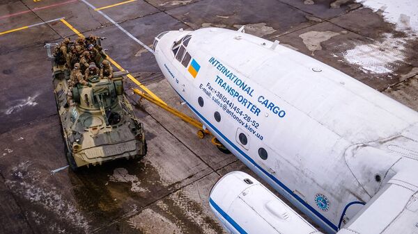 ВСУ самолет оружие поставки украинский военнослужащий бтр аэродром
