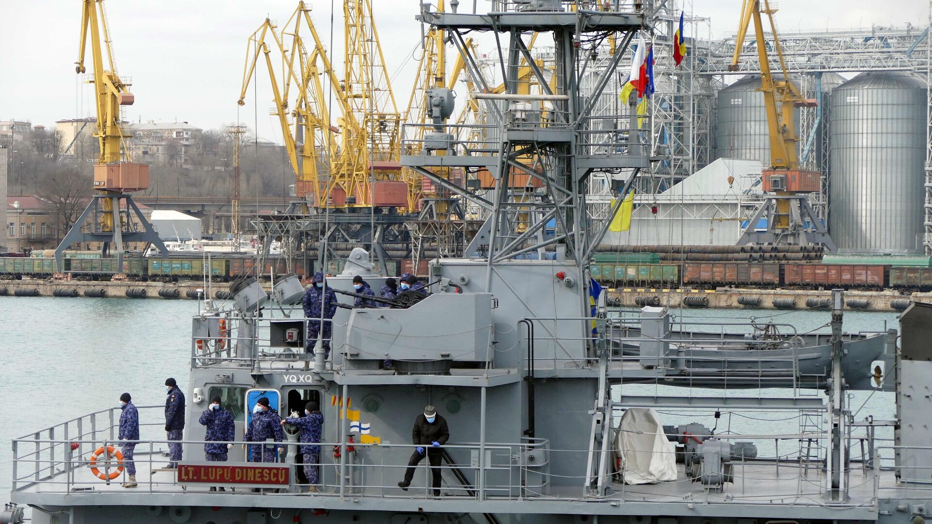 В порт Одессы вошли военные корабли НАТО - РИА Новости, 1920, 08.07.2022