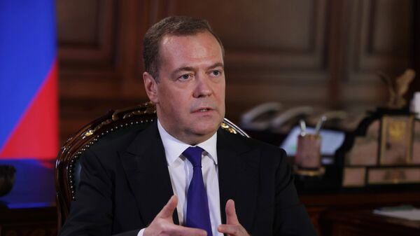 Д. Медведев дал интервью телеканалу Аль-Джазира