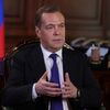 Д. Медведев дал интервью телеканалу Аль-Джазира Д. Медведев дал интервью телеканалу Аль-Джазира