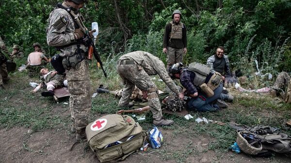 ВСУ украинские военнослужащие раненные медики медицинская помощь
